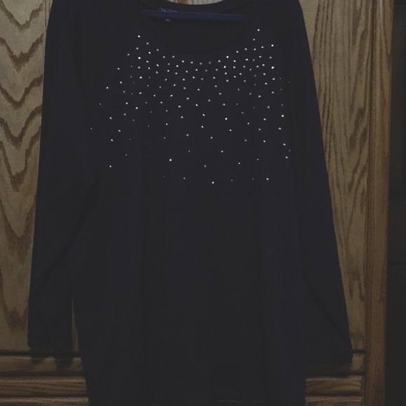 Sweaters - Beautiful studded dark plum plus size 3X sweater
